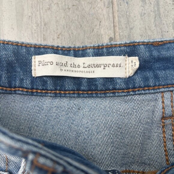 Pilcro and the Letterpress Relaxed Straight Distressed CLight Wash Jeans Size 29 - Picture 2 of 11